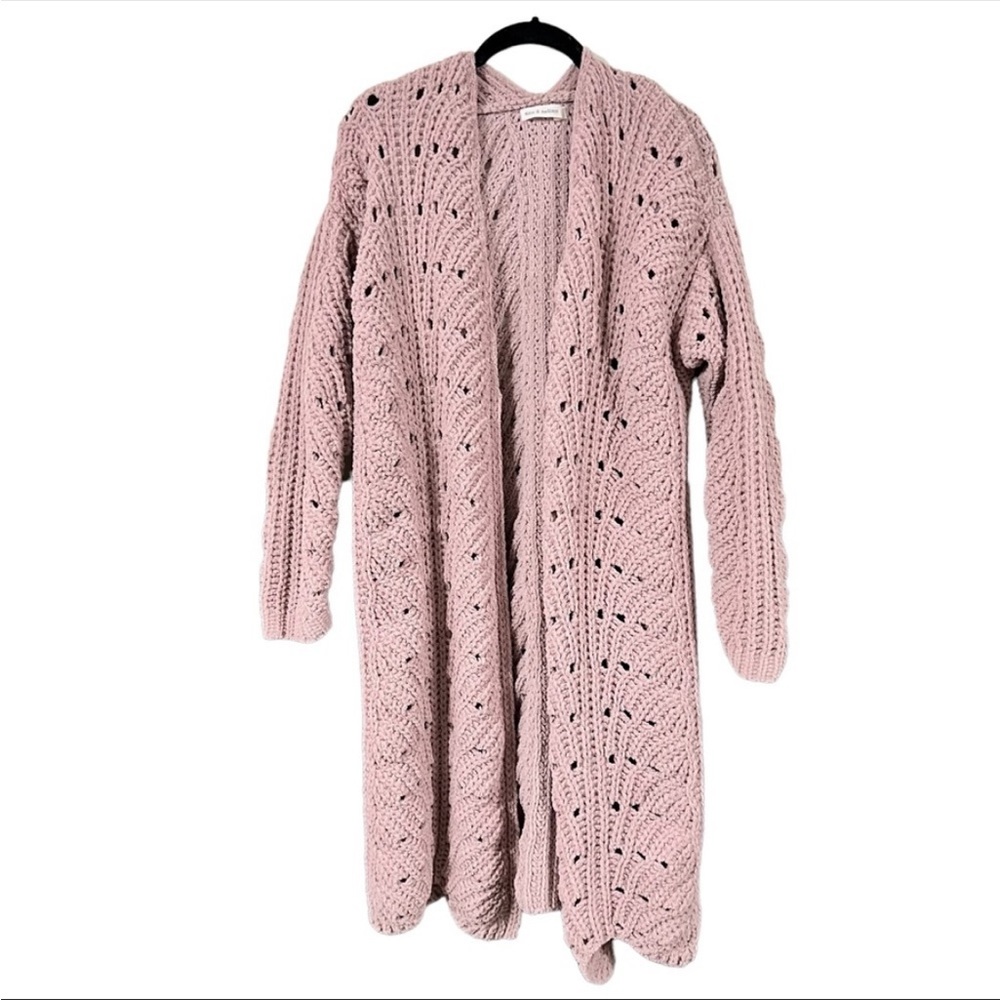 Moon and Madison fluffy sweater